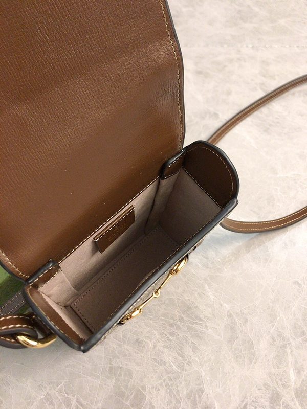 グッチバッグ素材ディテール